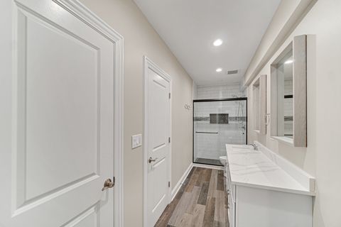 Tiny photo for 5622 Belmont Road, Downers Grove, IL 60516 (MLS # 12486173)