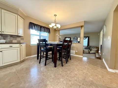 Tiny photo for 1664 Brighton Drive, Mundelein, IL 60060 (MLS # 12493753)