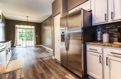 Tiny photo for 220 St James Parkway #A, Sugar Grove, IL 60554 (MLS # 12505485)