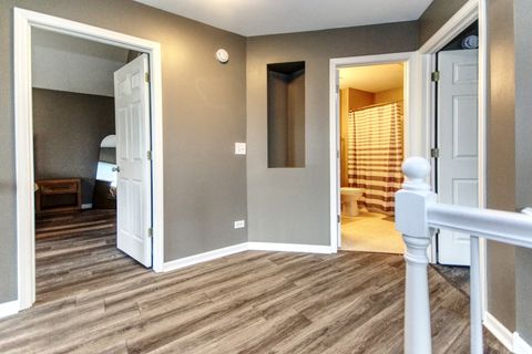 Tiny photo for 220 St James Parkway #A, Sugar Grove, IL 60554 (MLS # 12505485)