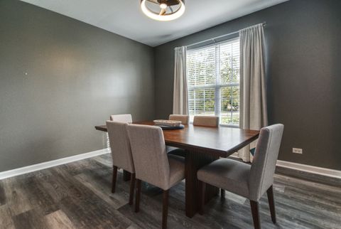 Tiny photo for 220 St James Parkway #A, Sugar Grove, IL 60554 (MLS # 12505485)