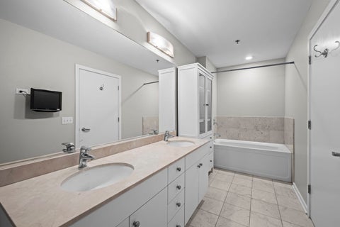 Tiny photo for 123 S Green Street #604B, Chicago, IL 60607 (MLS # 12749251)
