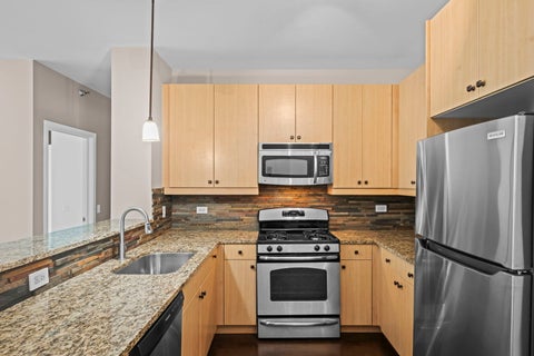 Tiny photo for 123 S Green Street #604B, Chicago, IL 60607 (MLS # 12749251)