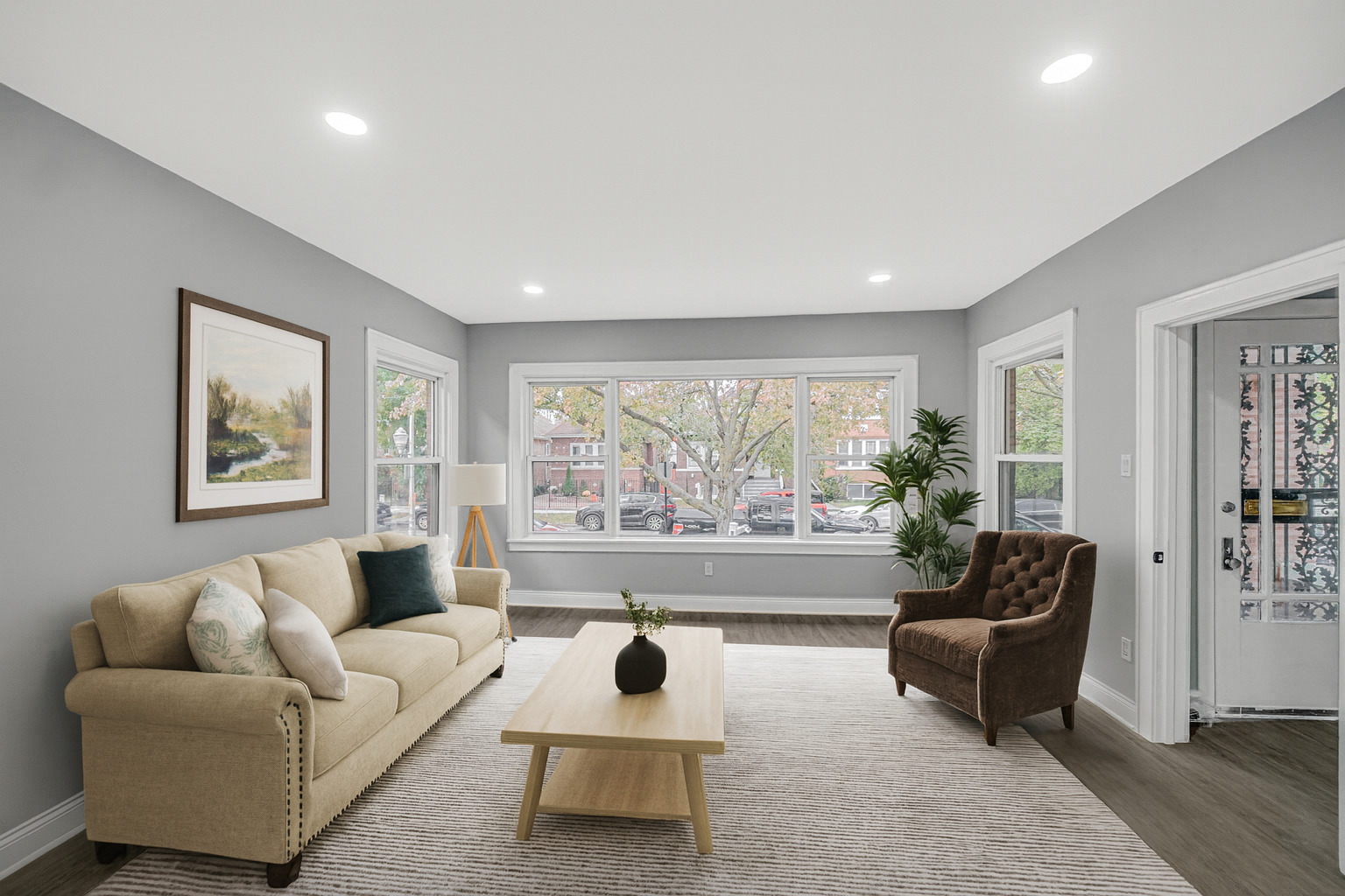 6741 S Maplewood Avenue