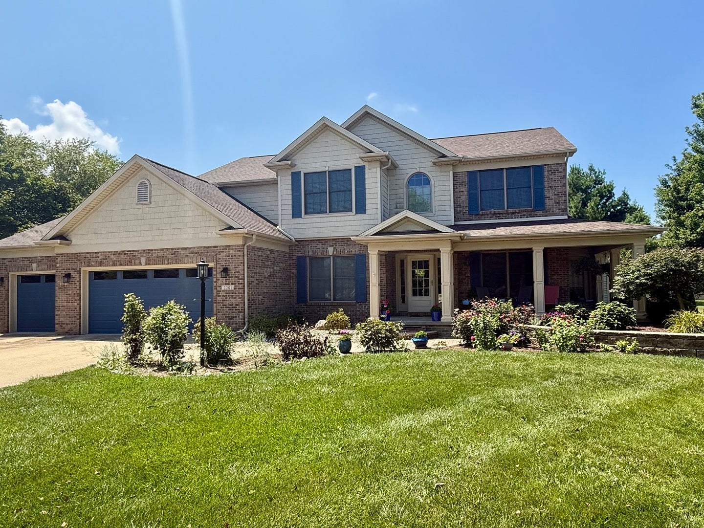 2201 Strand Drive