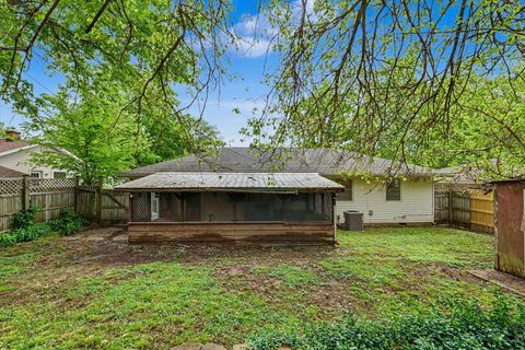 Tiny photo for 1916 Edison Street, Danville, IL 61832 (MLS # 12633393)