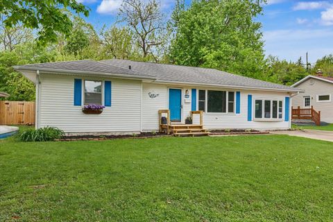 Tiny photo for 1916 Edison Street, Danville, IL 61832 (MLS # 12633393)