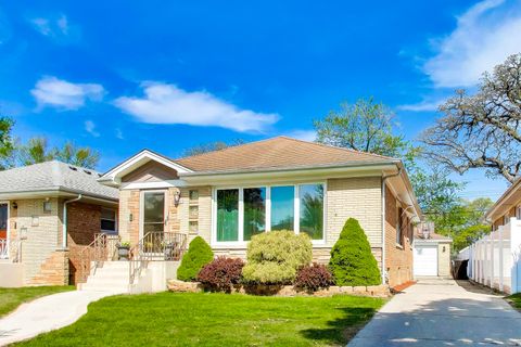 Tiny photo for 4953 N Normandy Avenue, Chicago, IL 60656 (MLS # 12629325)