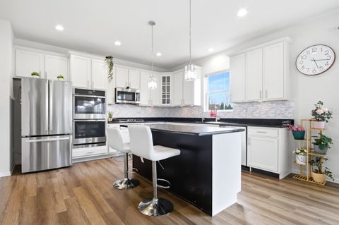 Tiny photo for 12404 S Blue Water Parkway, Plainfield, IL 60585 (MLS # 12618329)