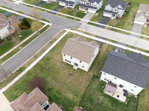 Tiny photo for 12404 S Blue Water Parkway, Plainfield, IL 60585 (MLS # 12618329)