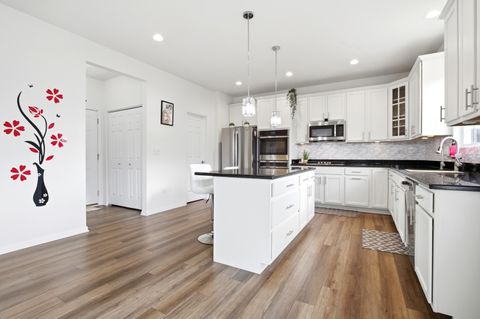 Tiny photo for 12404 S Blue Water Parkway, Plainfield, IL 60585 (MLS # 12618329)