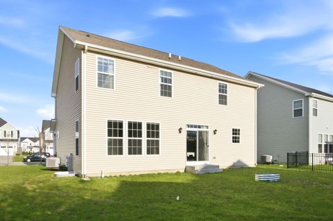 Tiny photo for 12404 S Blue Water Parkway, Plainfield, IL 60585 (MLS # 12618329)