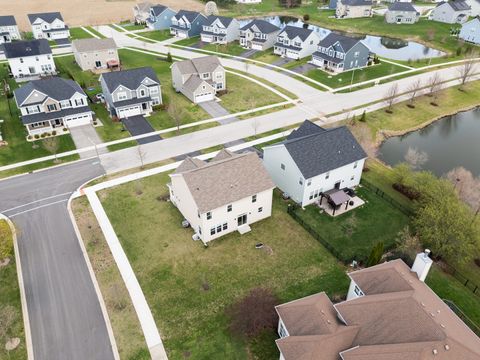 Tiny photo for 12404 S Blue Water Parkway, Plainfield, IL 60585 (MLS # 12618329)