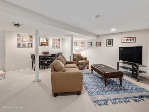 Tiny photo for 54 N Ashland Avenue, La Grange, IL 60525 (MLS # 12460620)