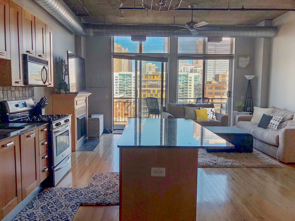 111 S Morgan Street 824