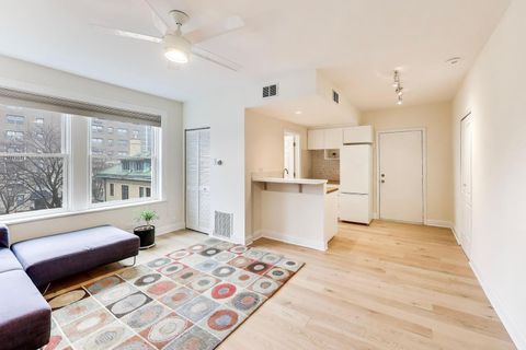 Tiny photo for 4240 N Clarendon Avenue #405N, Chicago, IL 60613 (MLS # 12597517)