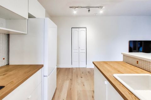 Tiny photo for 4240 N Clarendon Avenue #405N, Chicago, IL 60613 (MLS # 12597517)