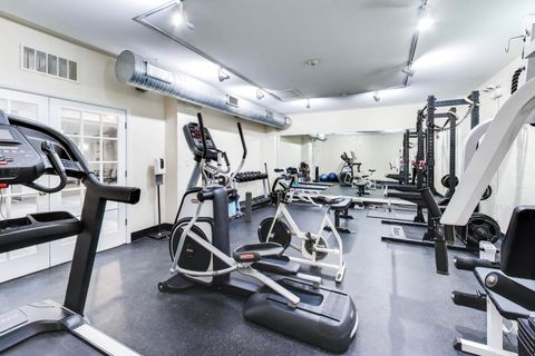 Tiny photo for 4240 N Clarendon Avenue #405N, Chicago, IL 60613 (MLS # 12597517)