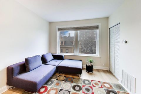 Tiny photo for 4240 N Clarendon Avenue #405N, Chicago, IL 60613 (MLS # 12597517)