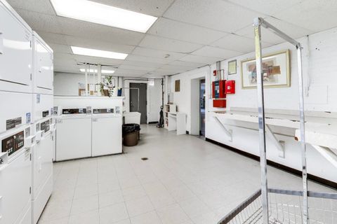 Tiny photo for 4240 N Clarendon Avenue #405N, Chicago, IL 60613 (MLS # 12597517)