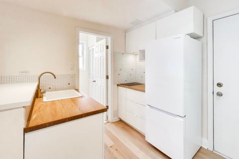 Tiny photo for 4240 N Clarendon Avenue #405N, Chicago, IL 60613 (MLS # 12597517)