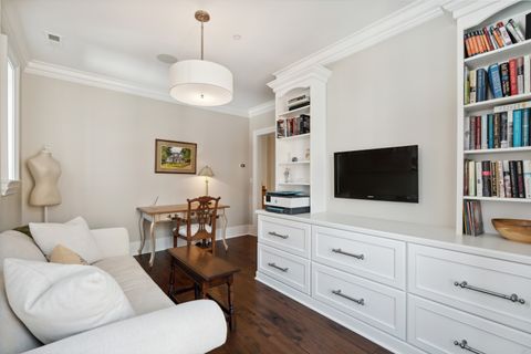 Tiny photo for 446 W Huron Street, Chicago, IL 60654 (MLS # 12518151)