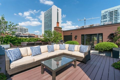 Tiny photo for 446 W Huron Street, Chicago, IL 60654 (MLS # 12518151)