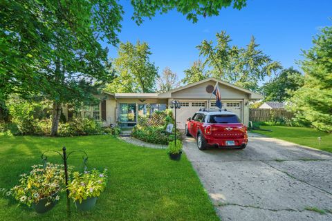 Photo of 461 Cumberland Lane, Bolingbrook, IL 60440 (MLS # 12462464)