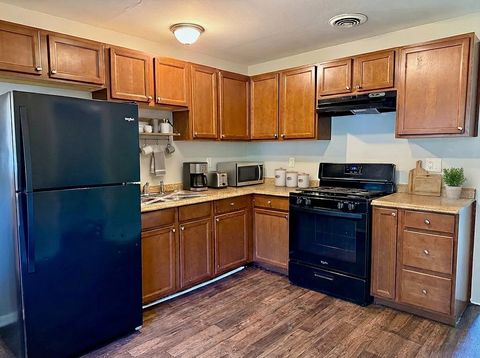 Tiny photo for 15503 Park Lane, South Holland, IL 60473 (MLS # 12547860)