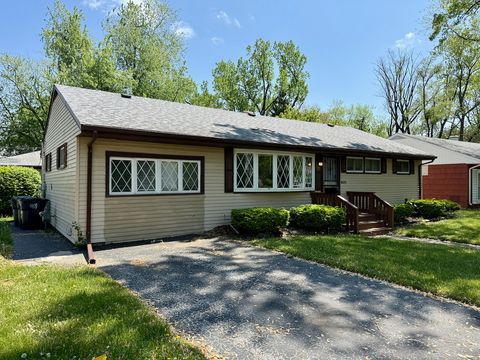 Tiny photo for 15503 Park Lane, South Holland, IL 60473 (MLS # 12547860)