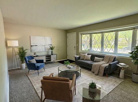 Tiny photo for 15503 Park Lane, South Holland, IL 60473 (MLS # 12547860)