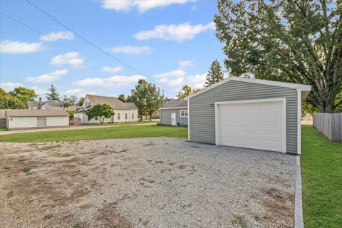 Tiny photo for 601 W Main Street, Clinton, IL 61727 (MLS # 12500226)