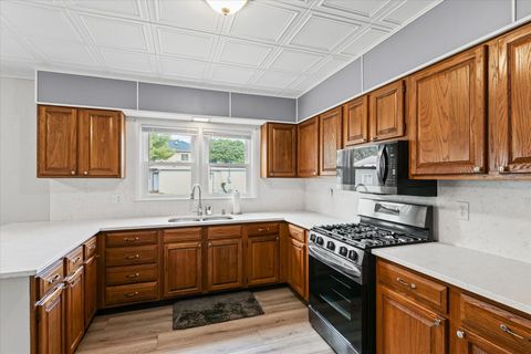 Tiny photo for 601 W Main Street, Clinton, IL 61727 (MLS # 12500226)
