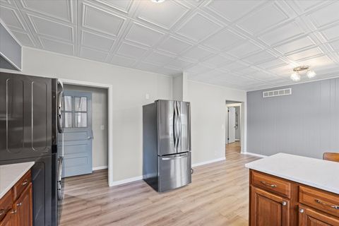 Tiny photo for 601 W Main Street, Clinton, IL 61727 (MLS # 12500226)