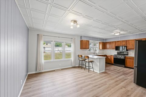 Tiny photo for 601 W Main Street, Clinton, IL 61727 (MLS # 12500226)