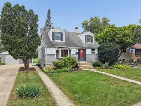 Tiny photo for Westmont, IL 60559 (MLS # 12761317)