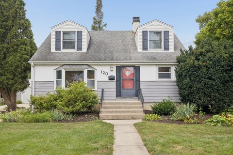 Photo of Westmont, IL 60559 (MLS # 12761317)