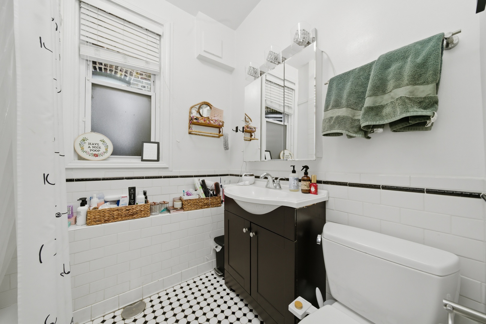 2421 N Washtenaw Avenue