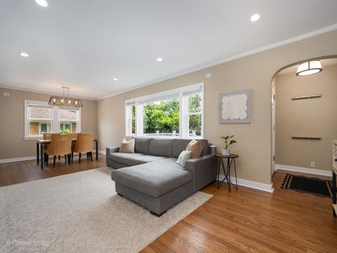 Tiny photo for 1438 Hoffman Avenue, Park Ridge, IL 60068 (MLS # 12729424)