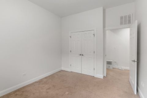 Tiny photo for 6531 N Lincoln Avenue #6, Lincolnwood, IL 60712 (MLS # 12463382)