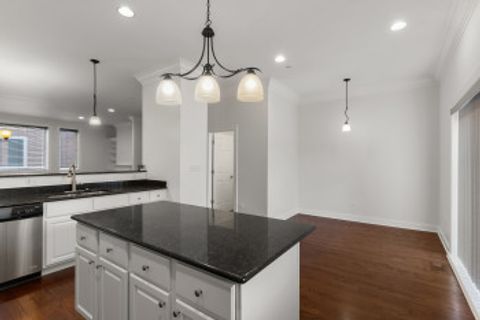 Tiny photo for 6531 N Lincoln Avenue #6, Lincolnwood, IL 60712 (MLS # 12463382)