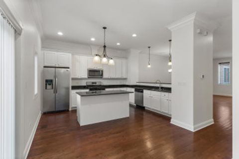 Tiny photo for 6531 N Lincoln Avenue #6, Lincolnwood, IL 60712 (MLS # 12463382)