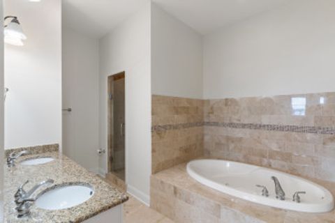 Tiny photo for 6531 N Lincoln Avenue #6, Lincolnwood, IL 60712 (MLS # 12463382)