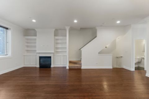 Tiny photo for 6531 N Lincoln Avenue #6, Lincolnwood, IL 60712 (MLS # 12463382)