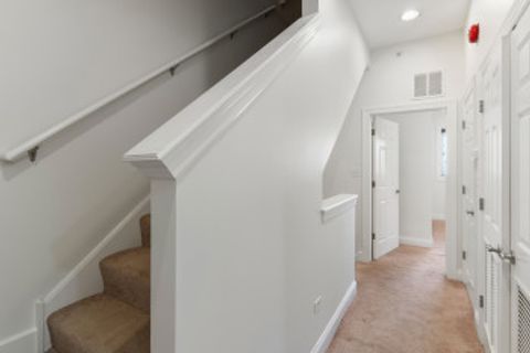 Tiny photo for 6531 N Lincoln Avenue #6, Lincolnwood, IL 60712 (MLS # 12463382)