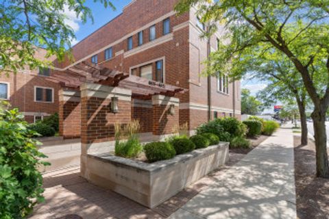 6531 N Lincoln Avenue 6 Lincolnwood IL 60712