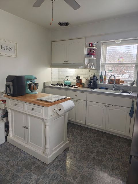 Tiny photo for 11036 Shaw Street, Westchester, IL 60154 (MLS # 12619901)