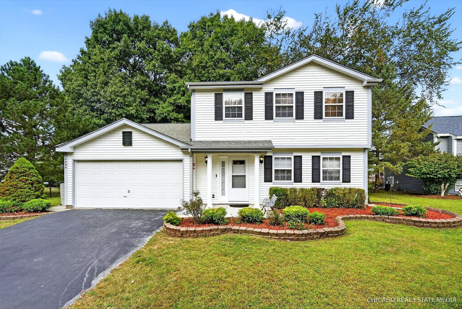 Island Lake, Illinois 60042, United States, 4 Bedrooms Bedrooms, ,3 BathroomsBathrooms,Residential,Active,208914