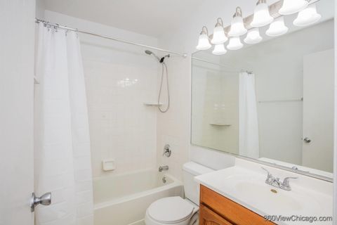 Tiny photo for 164 Park Ridge Lane, Aurora, IL 60504 (MLS # 12492317)