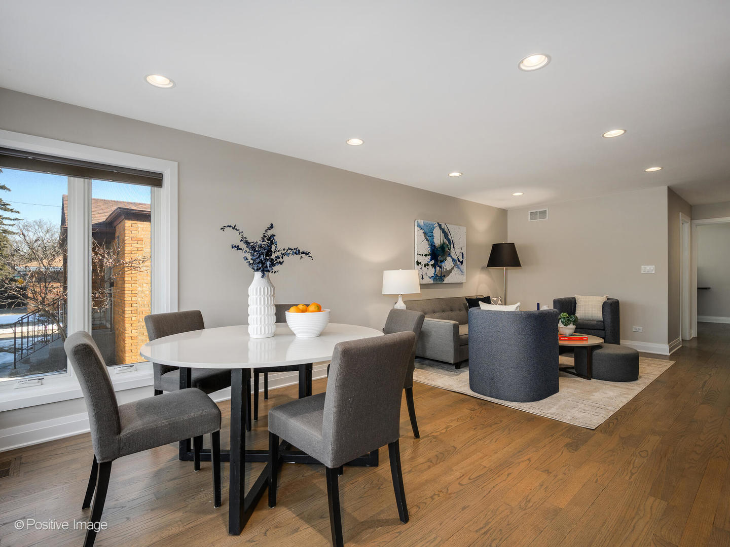 5881 N CENTRAL Avenue